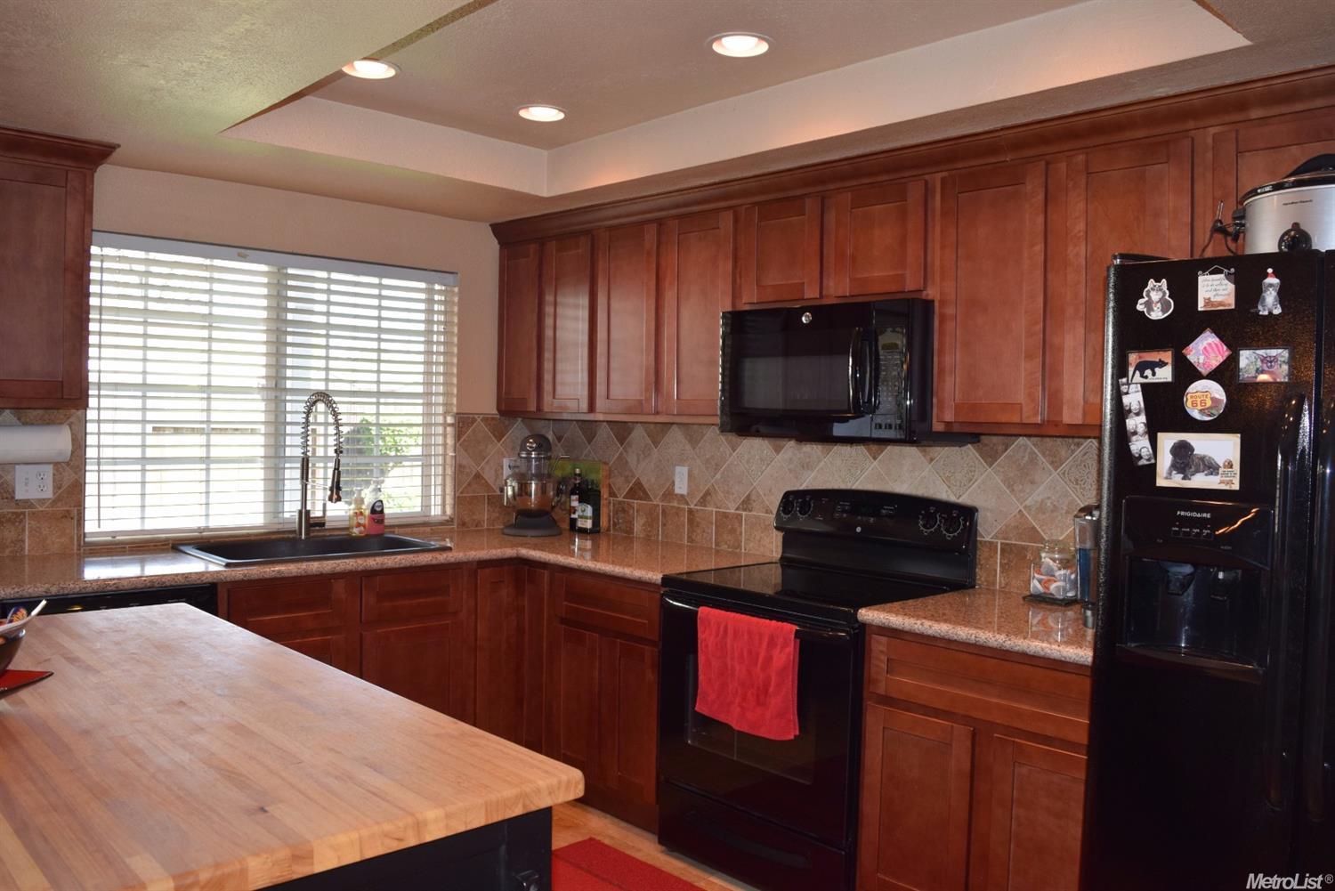 1441 Fernview Dr, Modesto, CA 95355 photo 2