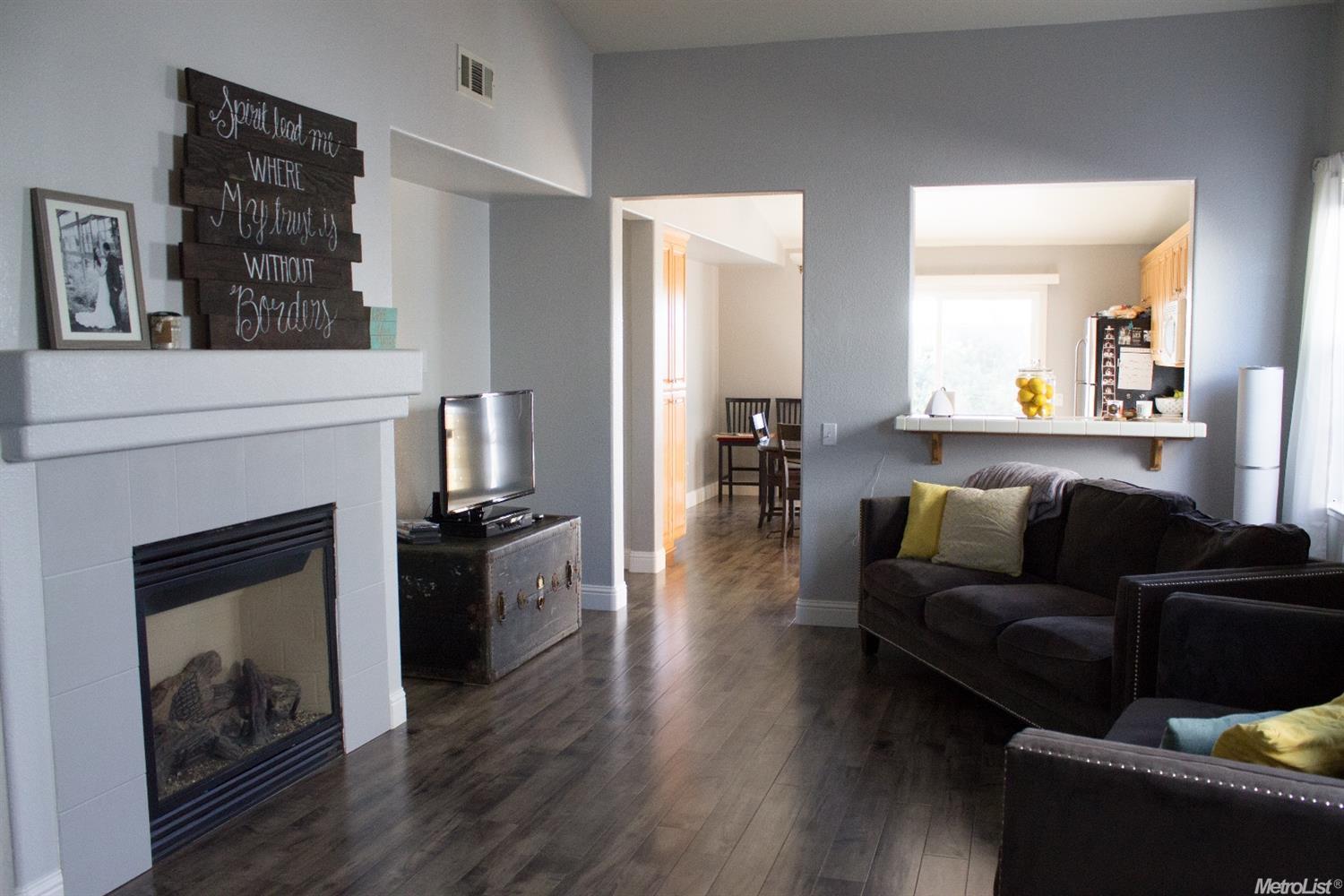 1725 Image Dr, Manteca, CA 95337 photo 2