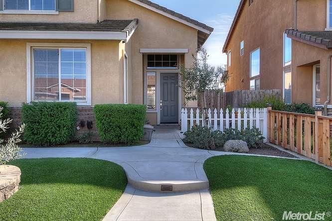 118 Argillite Ave, Lathrop, CA 95330 photo 2