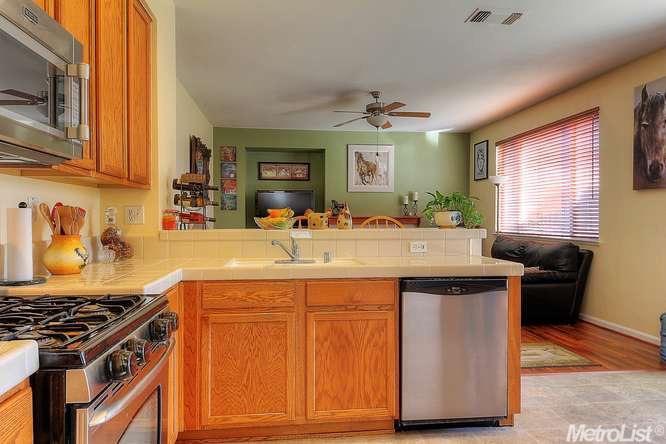 118 Argillite Ave, Lathrop, CA 95330 photo 8