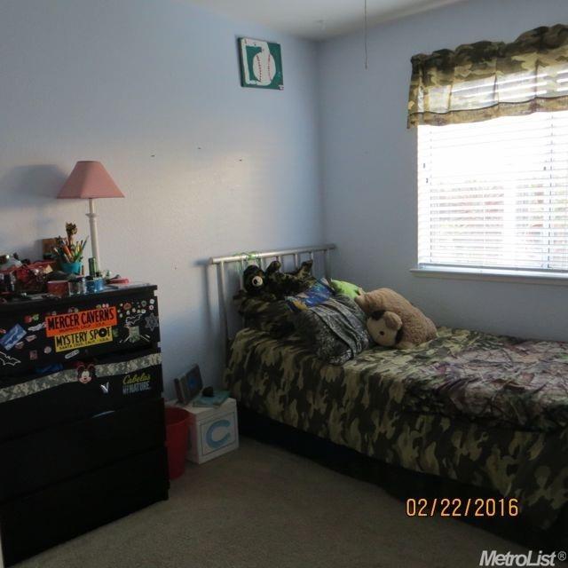 325 Fullerton Dr, Turlock, CA 95382 photo 5