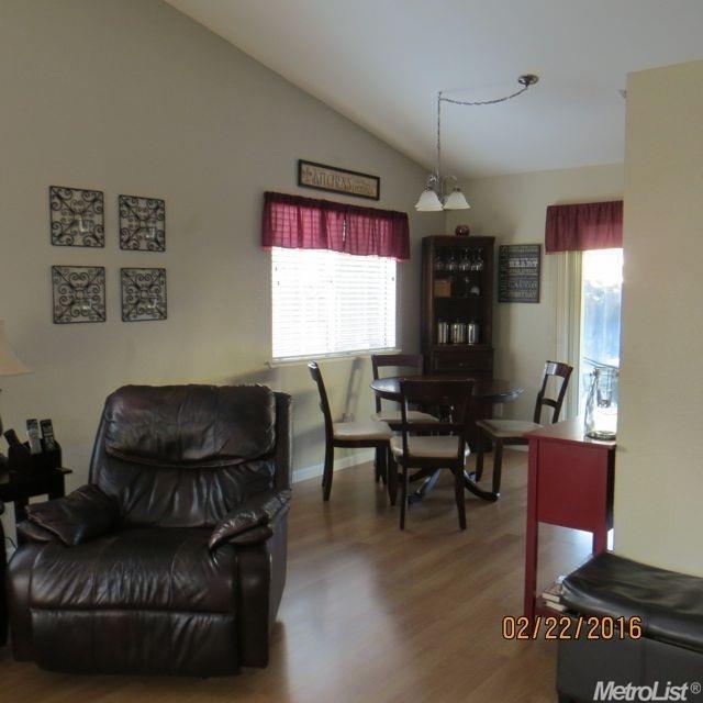 325 Fullerton Dr, Turlock, CA 95382 photo 3