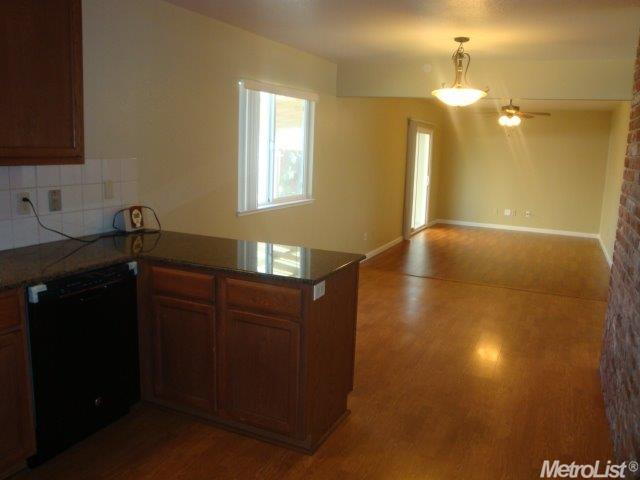 1625 Hialeah Dr, Modesto, CA 95350 photo 11