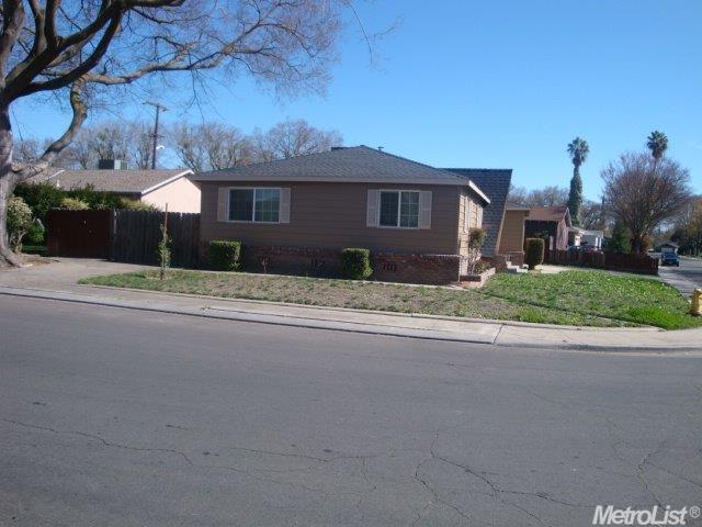 1625 Hialeah Dr, Modesto, CA 95350 photo 4