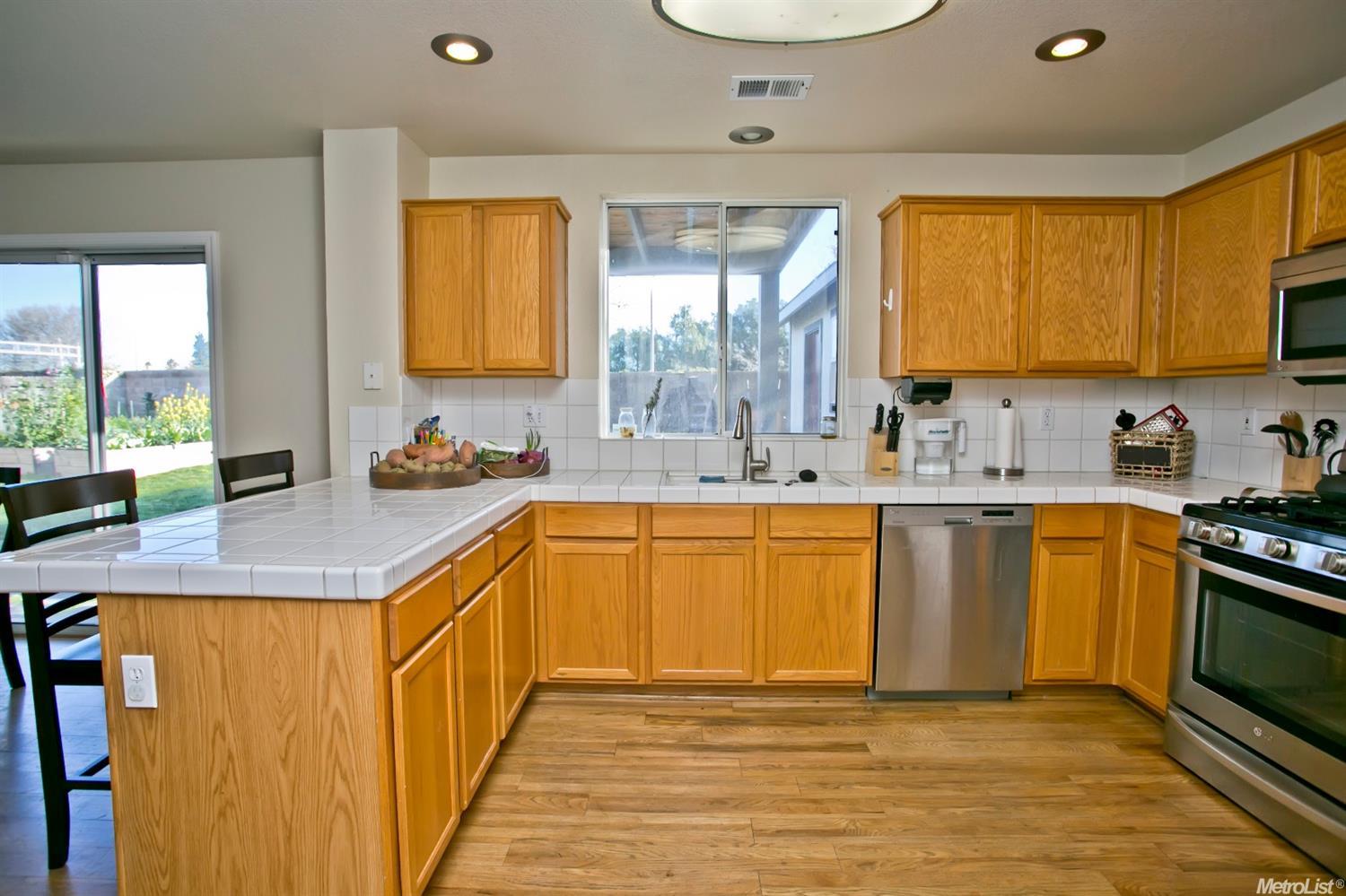 1475 Dolores Ln, Tracy, CA 95376 photo 6