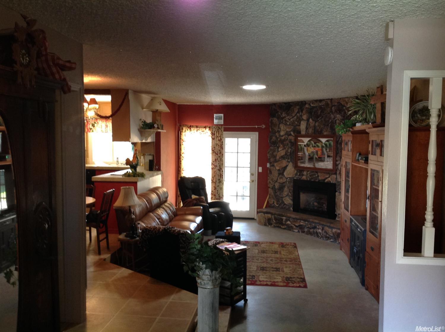 1808 Rockford Ave, Modesto, CA 95355 photo 4