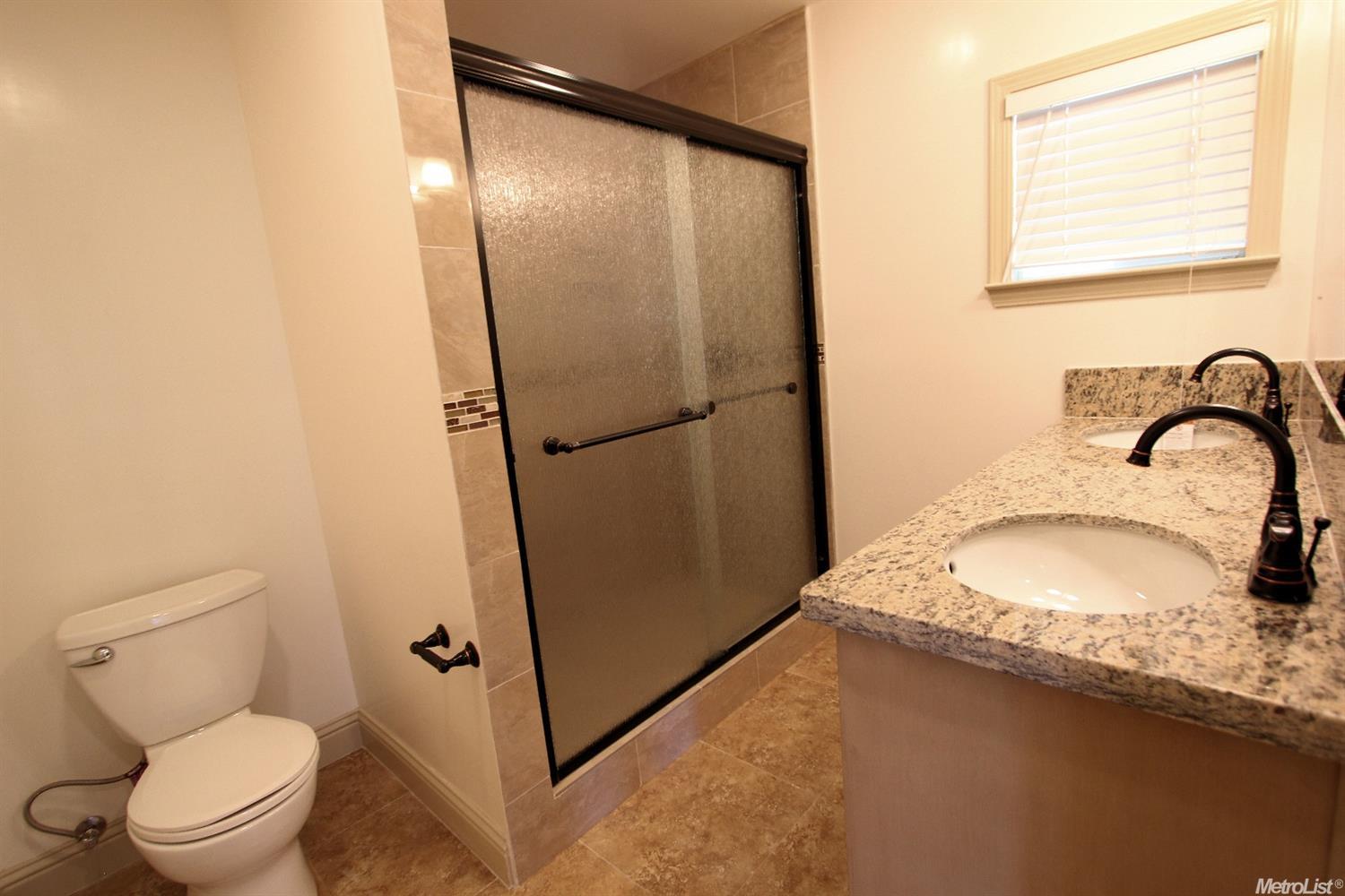 1573 E Grayson Rd, Ceres, CA 95307 photo 5