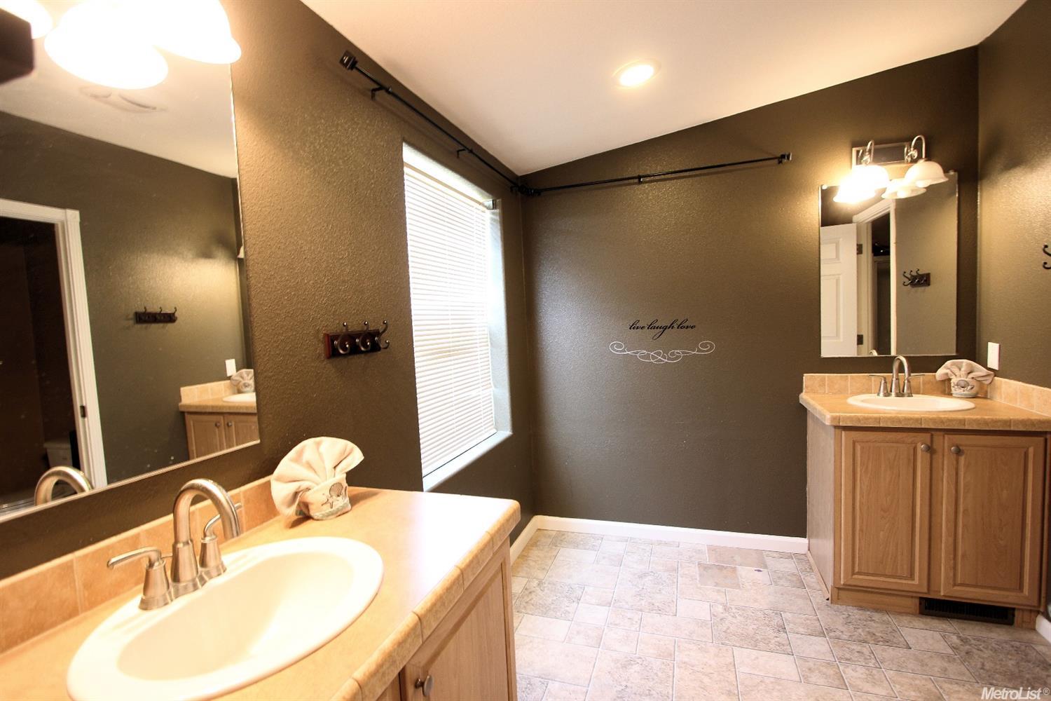1573 E Grayson Rd, Ceres, CA 95307 photo 17