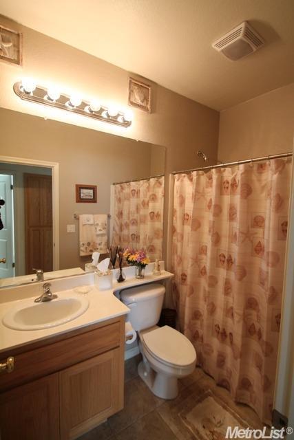 556 Denier Ct, Galt, CA 95632 photo 11