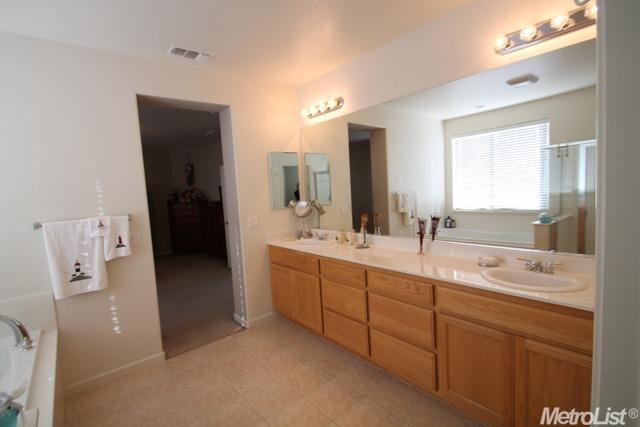 556 Denier Ct, Galt, CA 95632 photo 15
