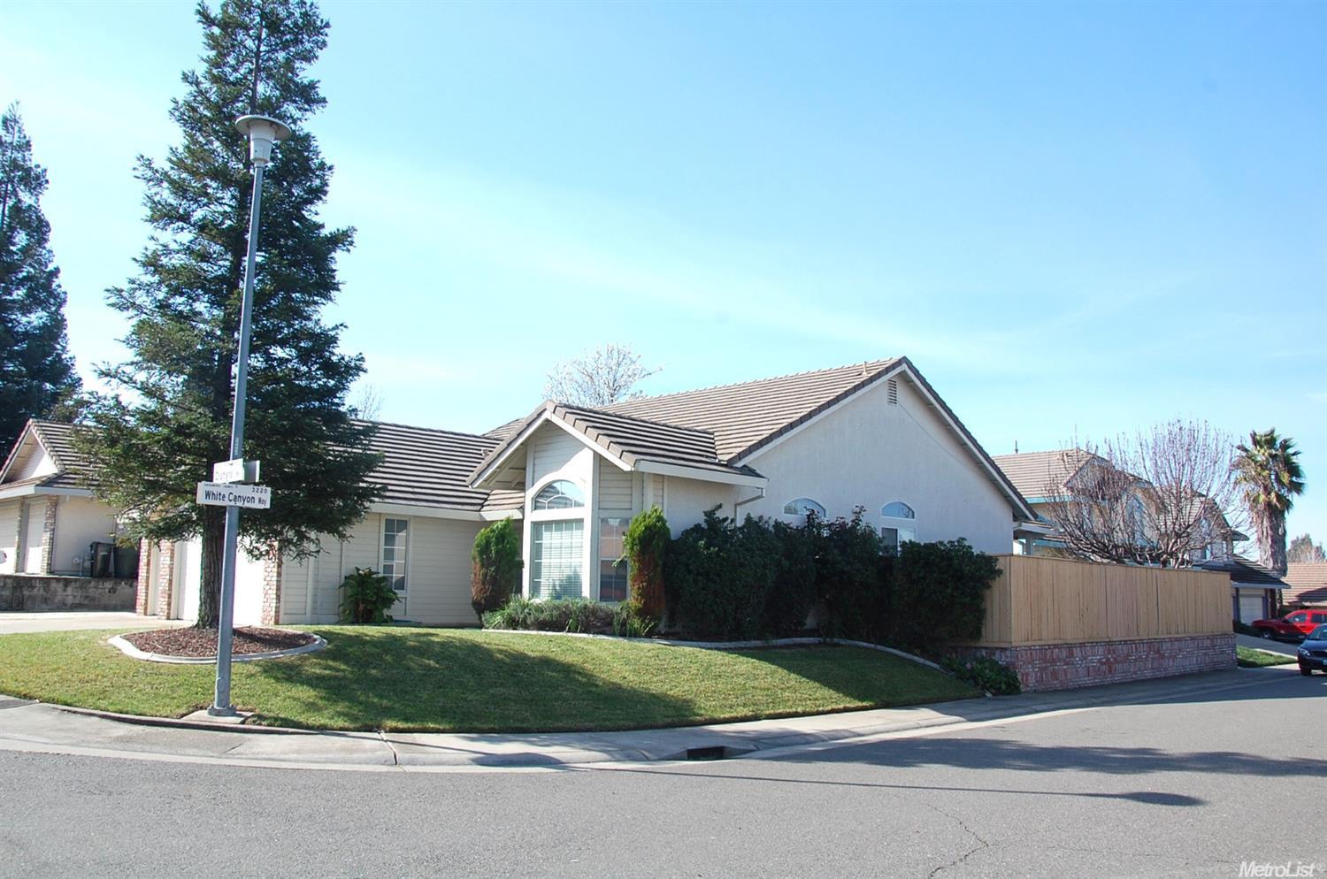 8645 Dishers Way, Antelope, CA 95843 photo 2