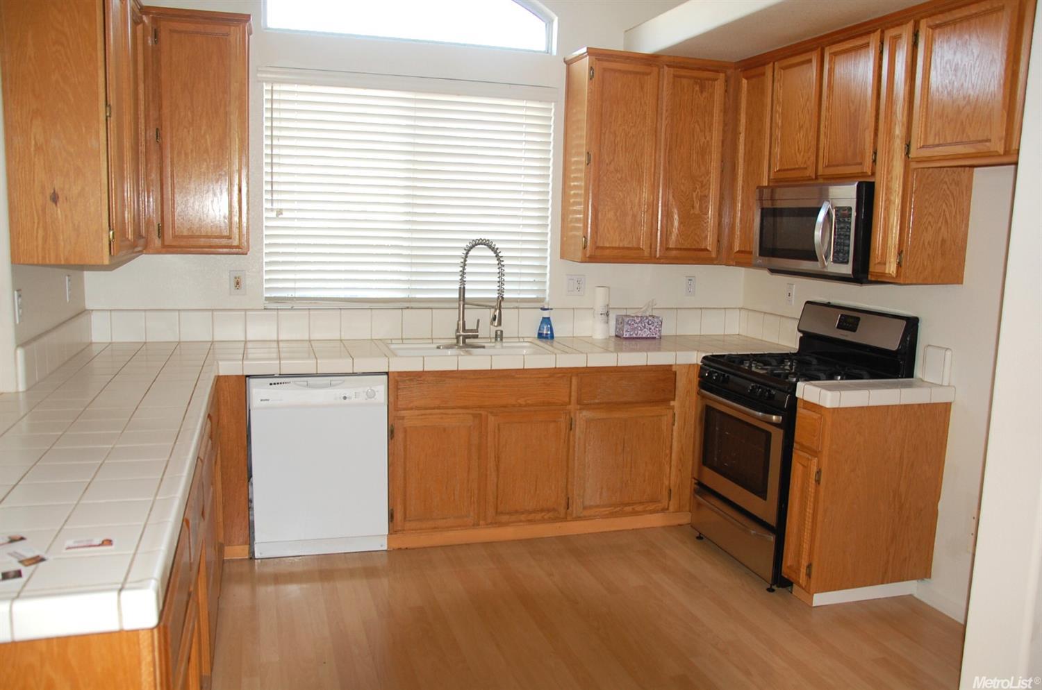 8645 Dishers Way, Antelope, CA 95843 photo 6