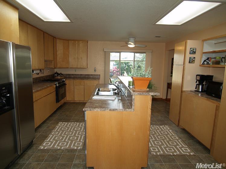 1669 Elm Ave, Modesto, CA 95358 photo 6