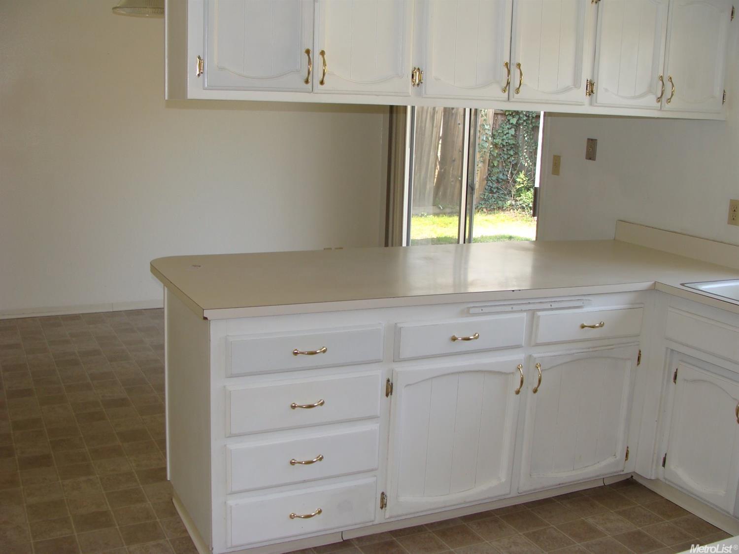 1221 Auburn Dr, Davis, CA 95616 photo 9