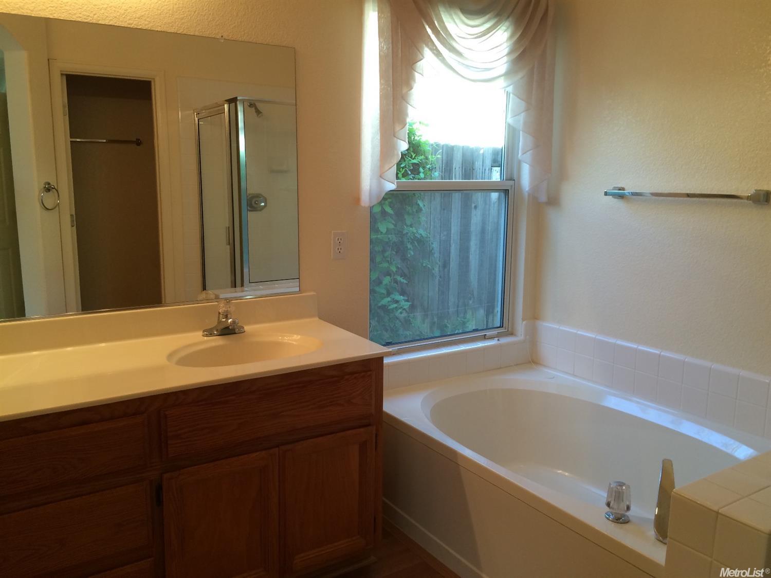 2816 Prado Ln, Davis, CA 95618 photo 9