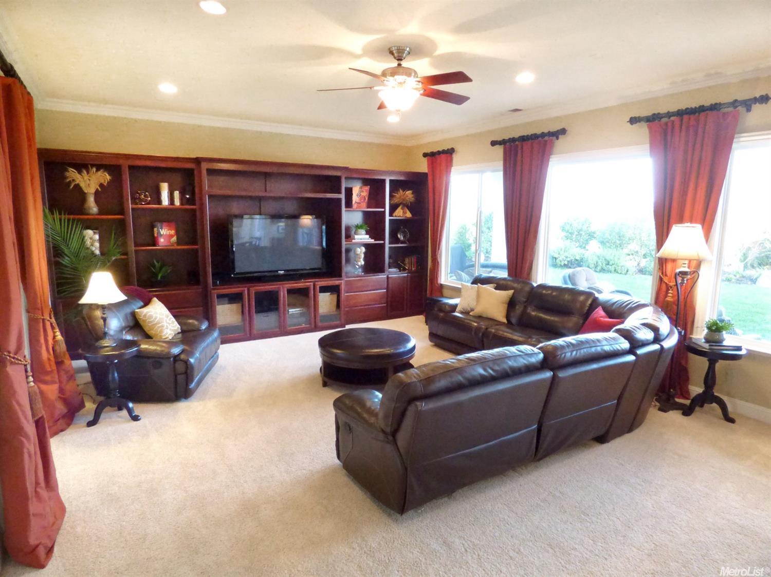 2939 Rockwell Ct, Davis, CA 95618 photo 6