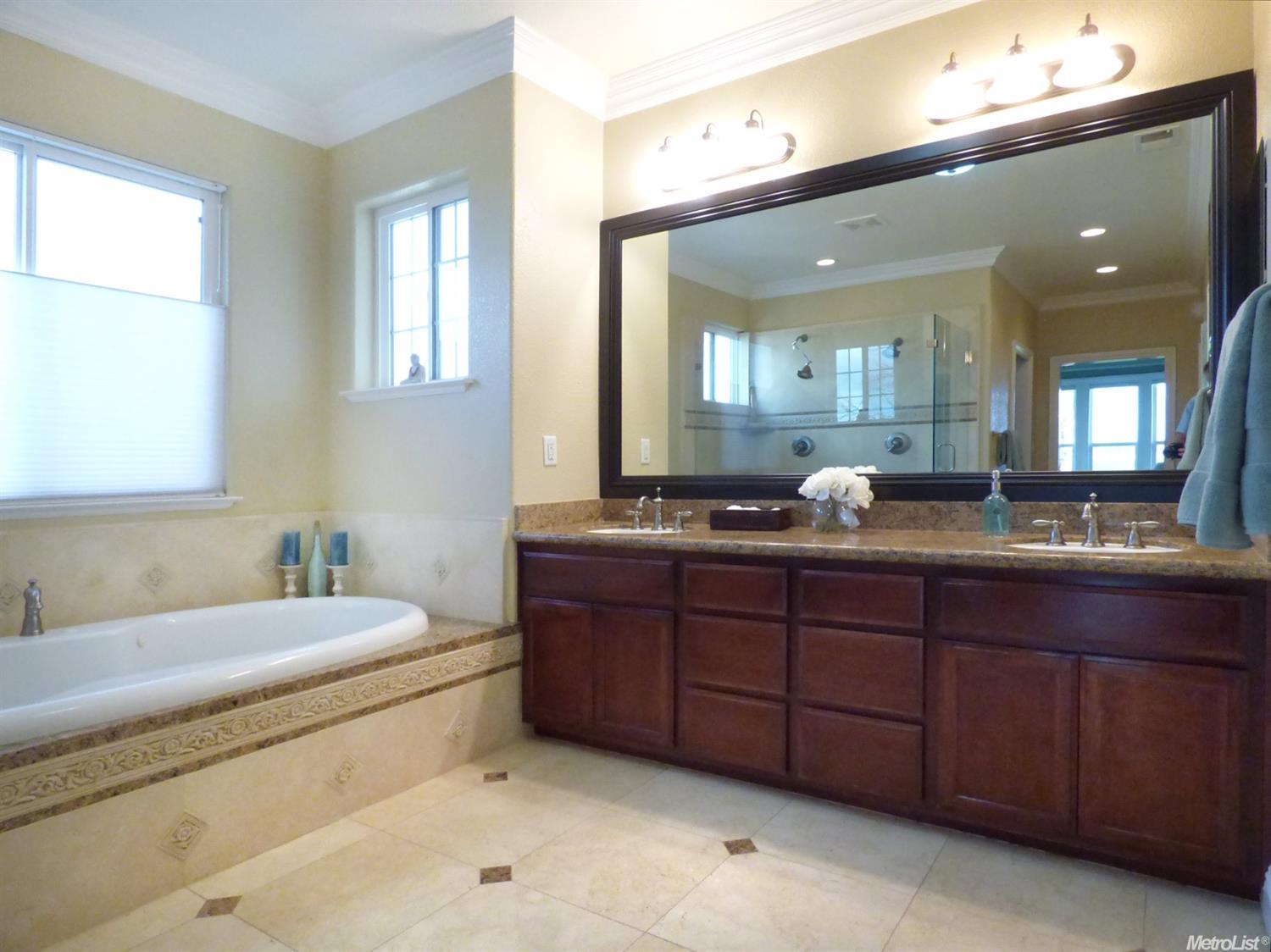 2939 Rockwell Ct, Davis, CA 95618 photo 12