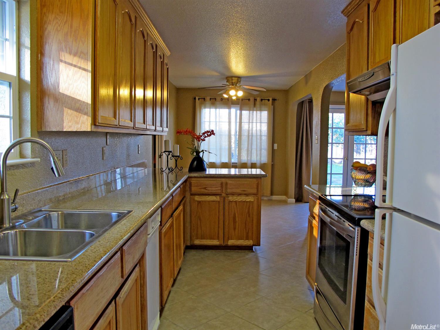 35 E 22nd, Tracy, CA 95377 photo 5