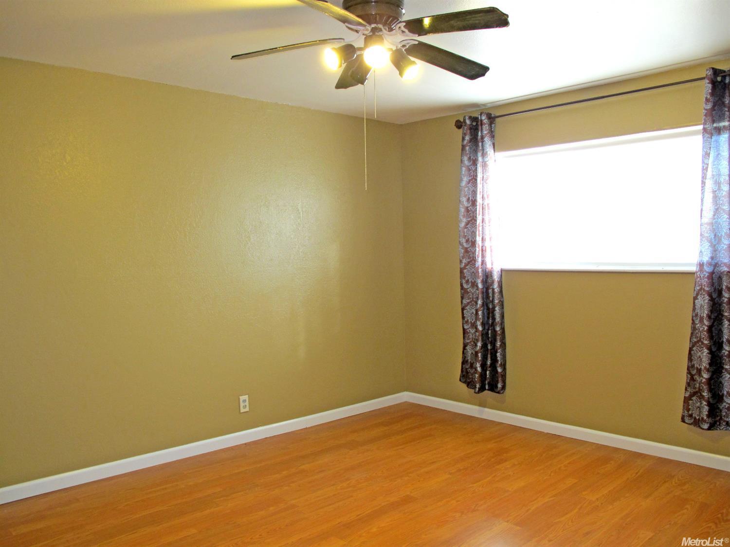 35 E 22nd, Tracy, CA 95377 photo 8