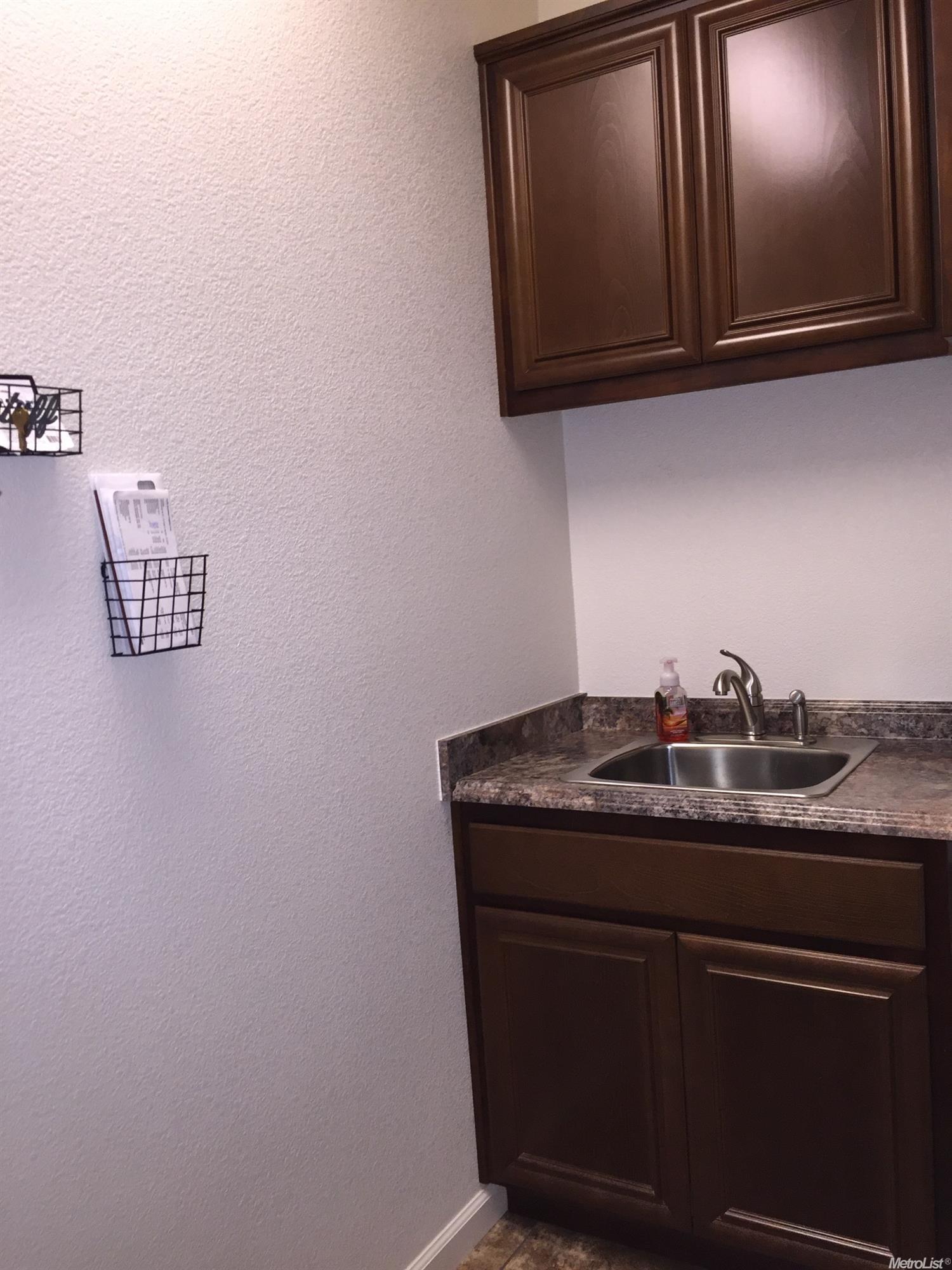1724 Dalia Ln, Manteca, CA 95337 photo 12
