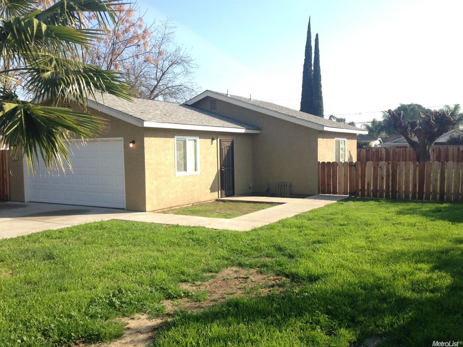 1212 Avalon Ave, Modesto, CA 95351 photo 2