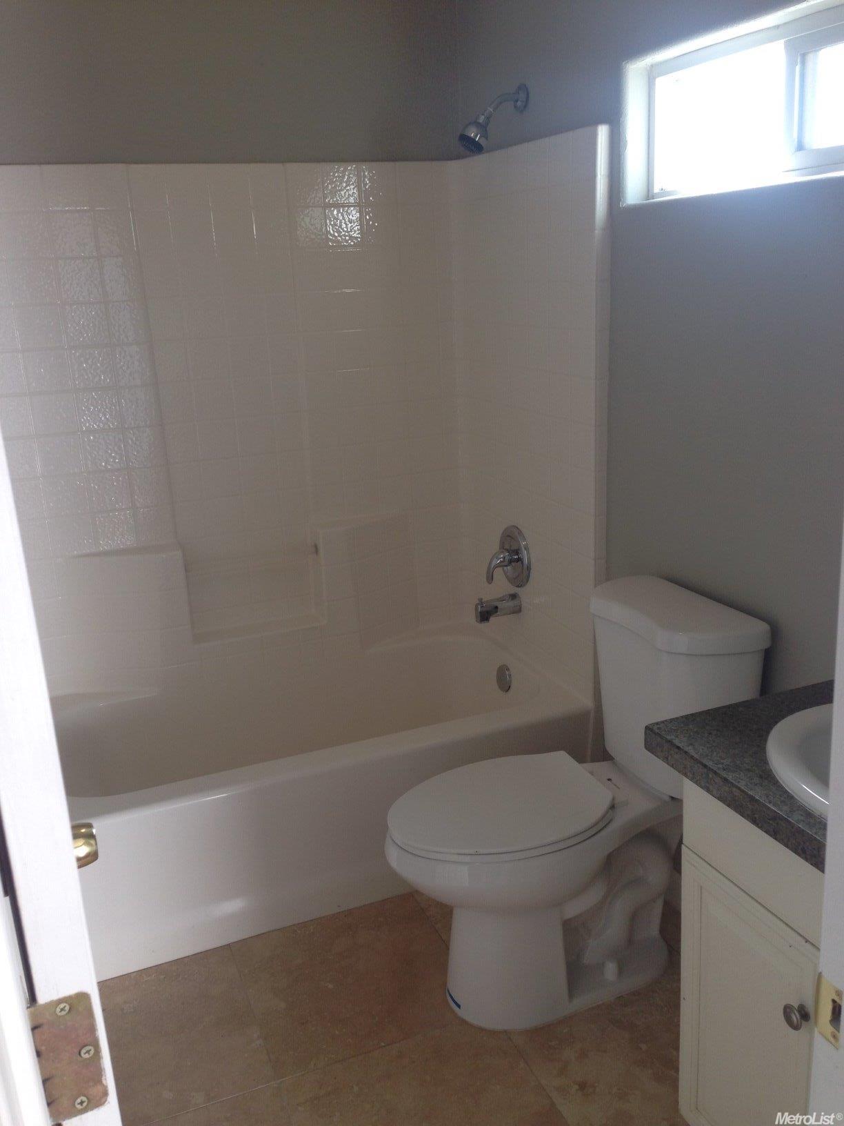 1212 Avalon Ave, Modesto, CA 95351 photo 8
