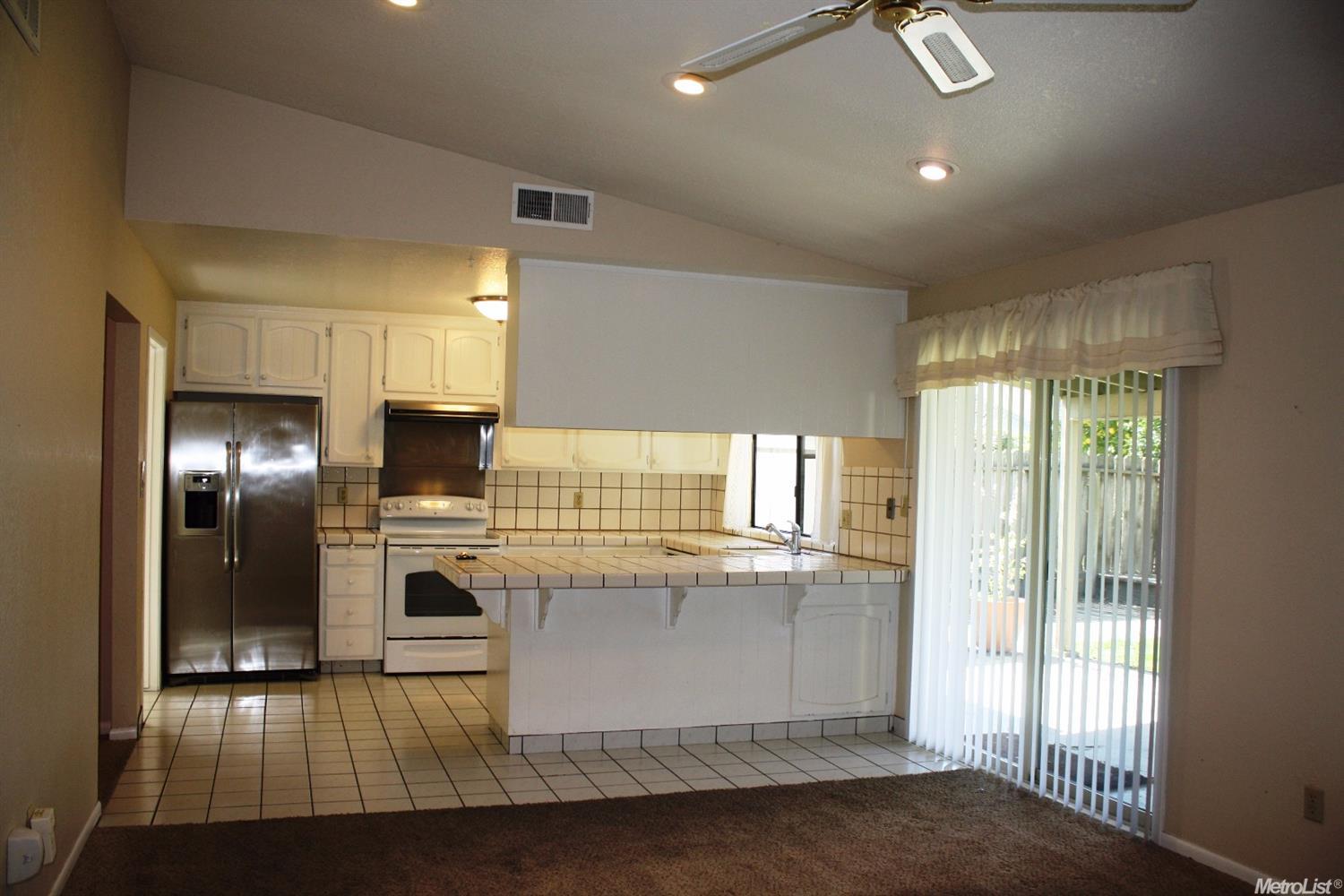 3701 Kona Oak Dr, Modesto, CA 95355 photo 8
