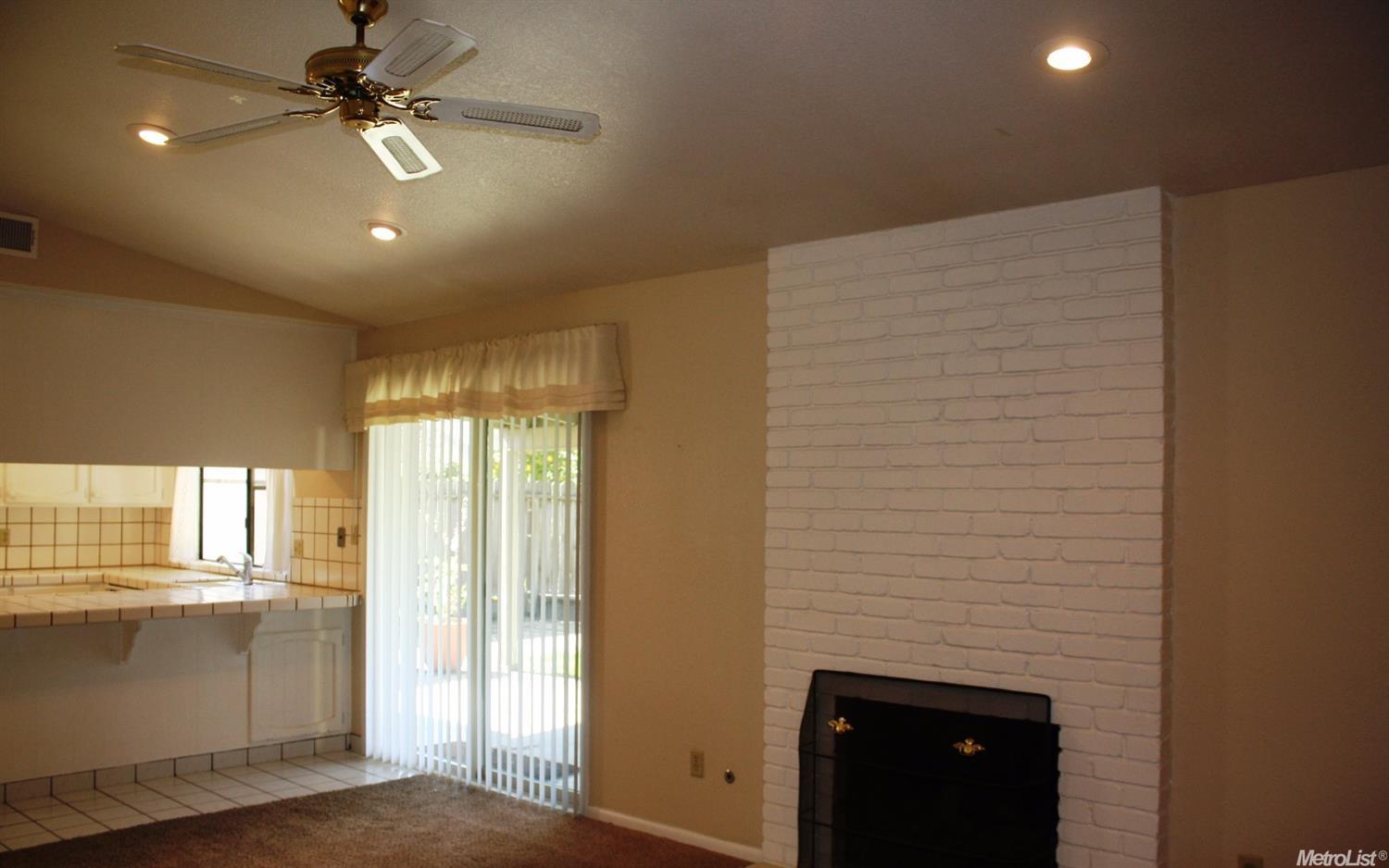 3701 Kona Oak Dr, Modesto, CA 95355 photo 2