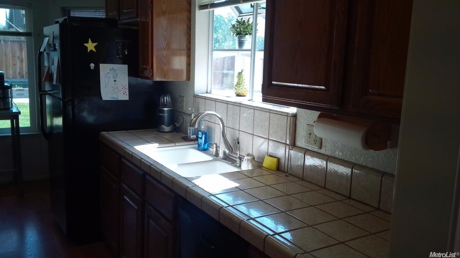 1006 Yellow Brick Rd, Modesto, CA 95351 photo 5