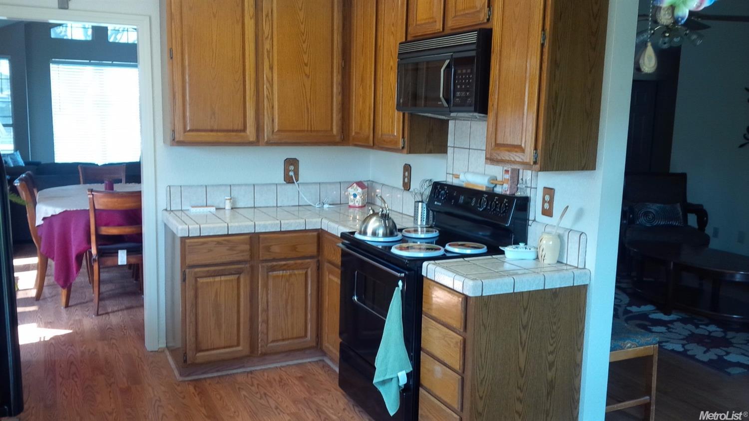 1006 Yellow Brick Rd, Modesto, CA 95351 photo 3
