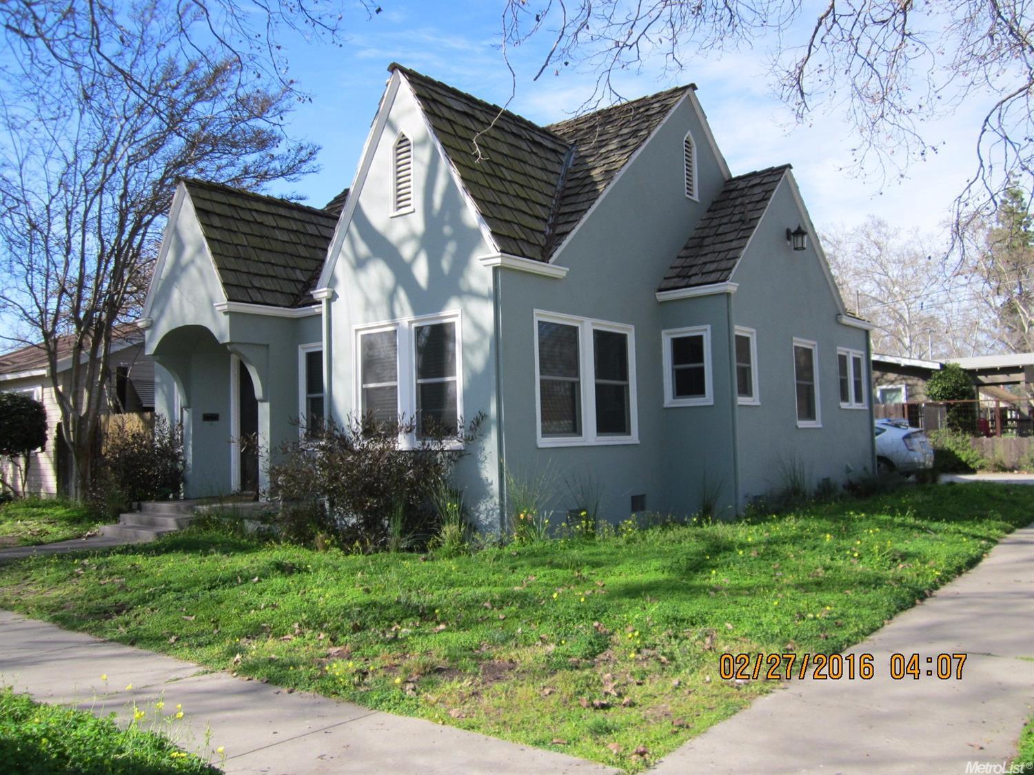 1131 E Marshall St, Turlock, CA 95380 photo 1