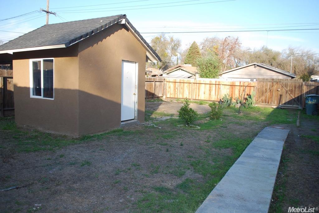 341 Yosemite Ave, Modesto, CA 95351 photo 15