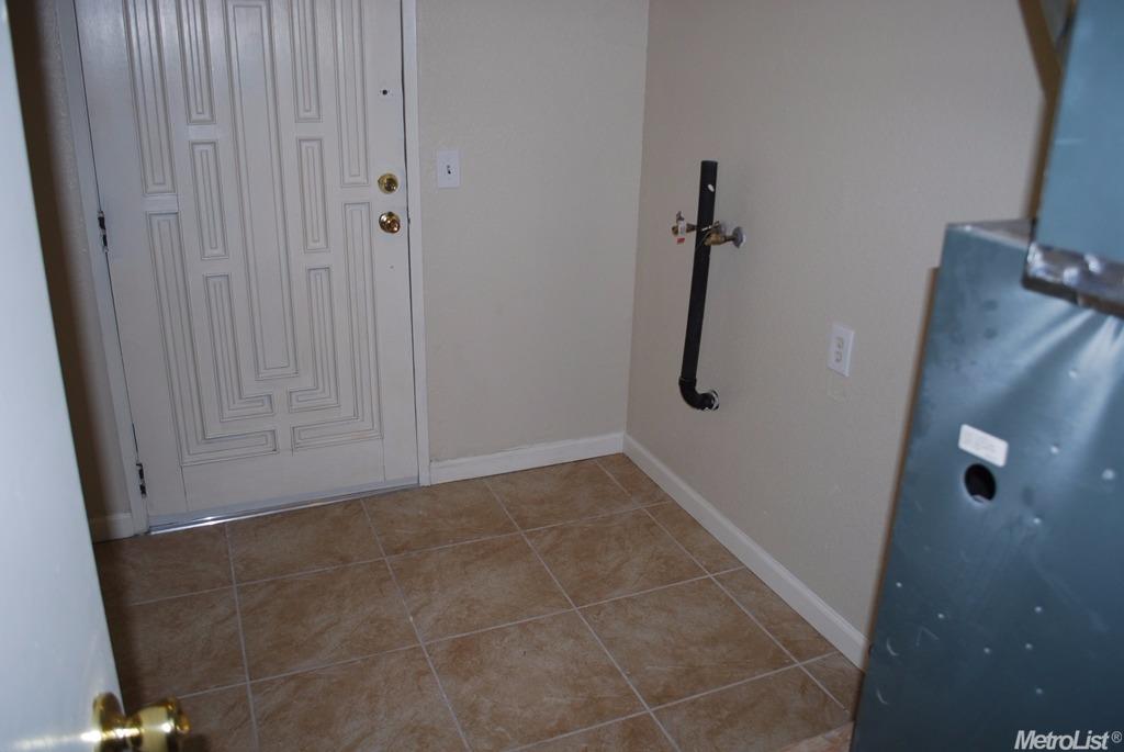 341 Yosemite Ave, Modesto, CA 95351 photo 6