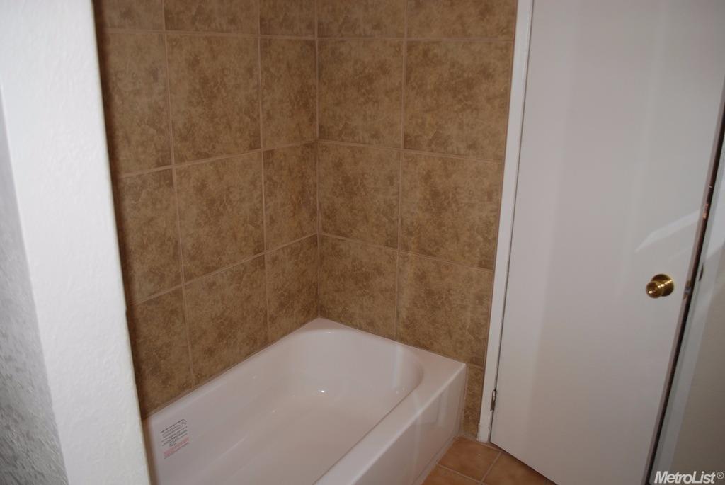 341 Yosemite Ave, Modesto, CA 95351 photo 13