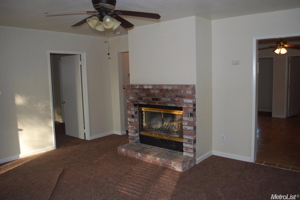341 Yosemite Ave, Modesto, CA 95351 photo 3