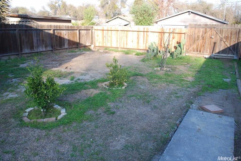 341 Yosemite Ave, Modesto, CA 95351 photo 18