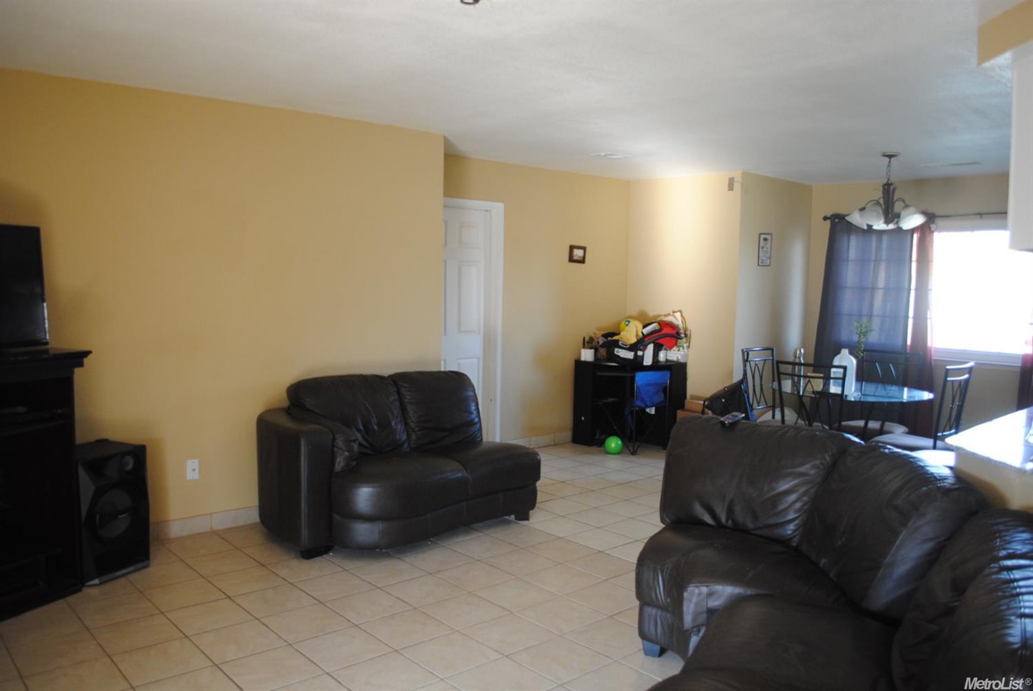 2809 Rose Ave, Ceres, CA 95307 photo 3