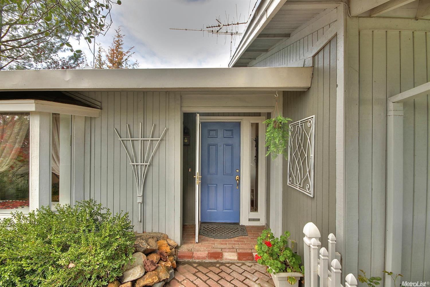 1428 Gold Strike Dr, Placerville, CA 95667 photo 2