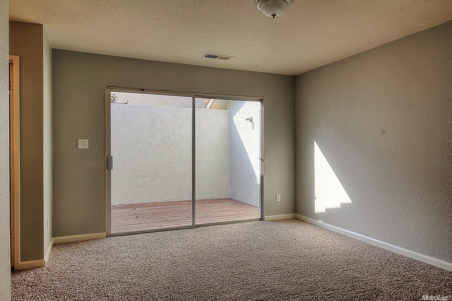 3917 Peacock Ln, Modesto, CA 95356 photo 13