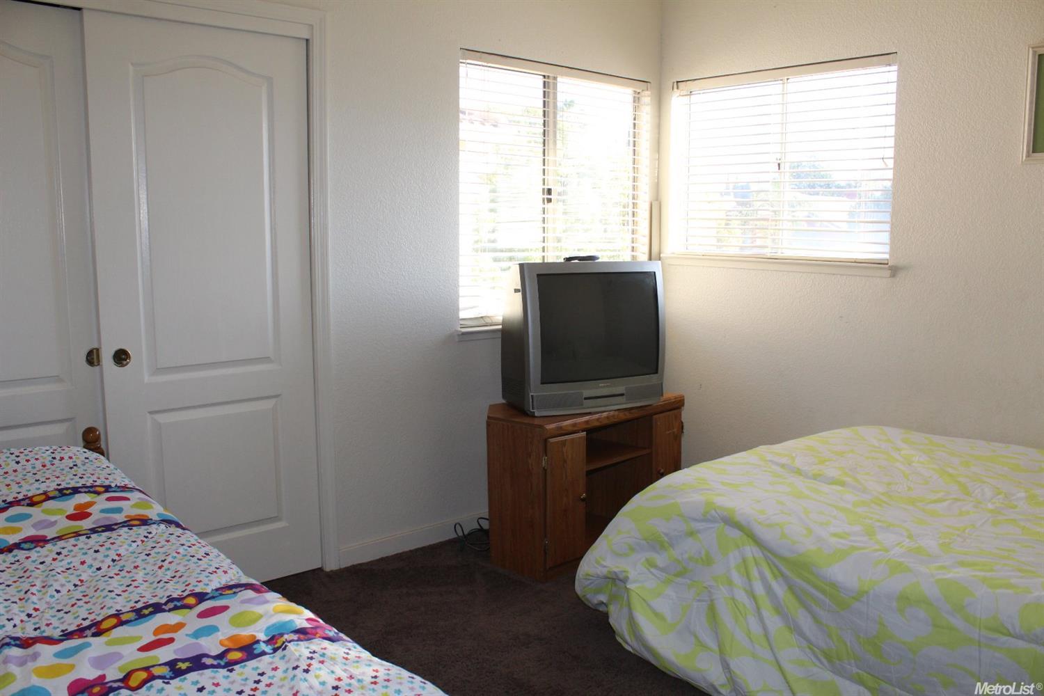 3805 Dillingham Ave, Modesto, CA 95357 photo 11