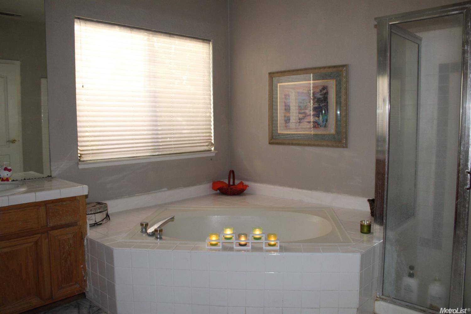 3805 Dillingham Ave, Modesto, CA 95357 photo 9