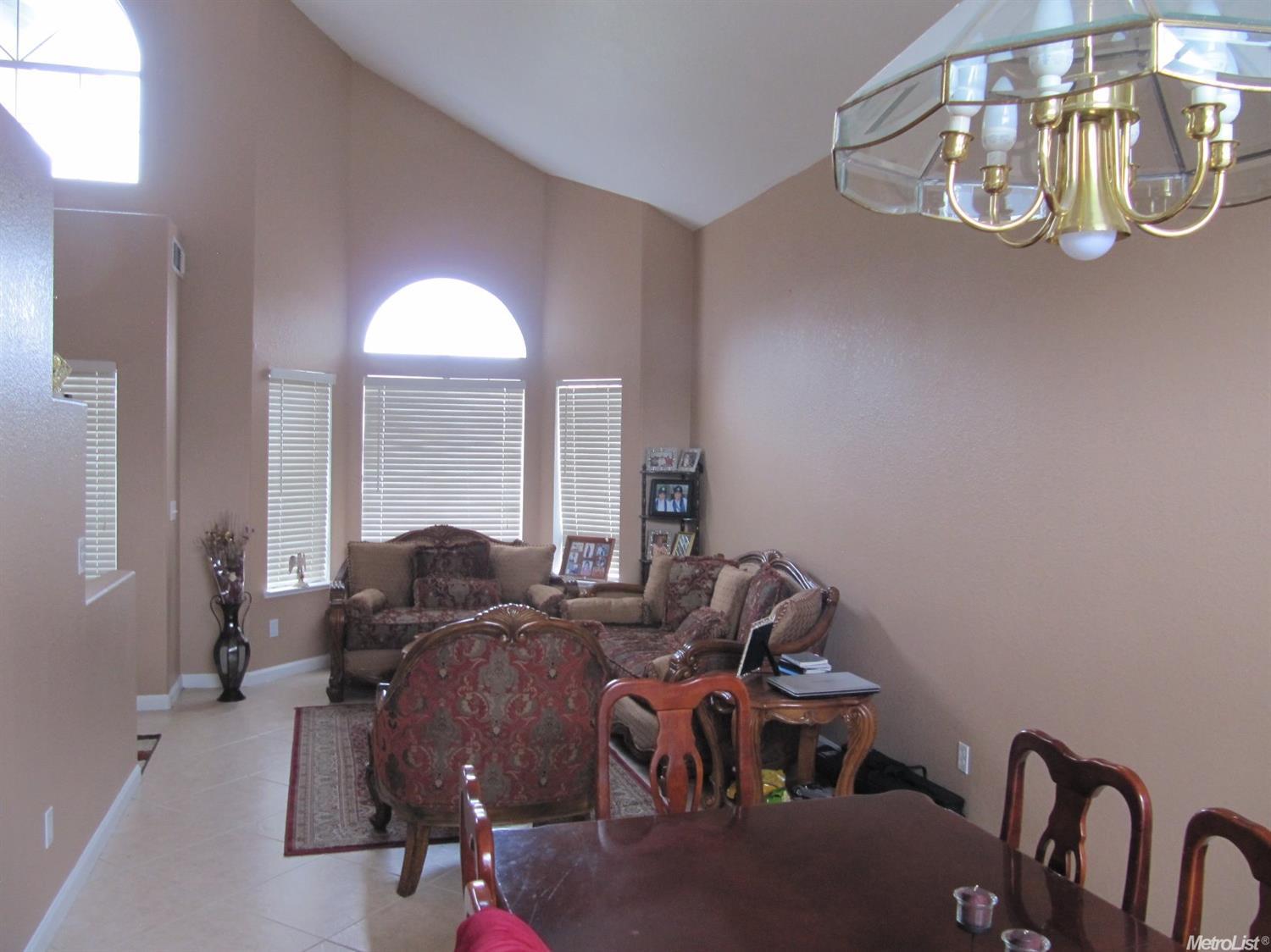 1716 Chaney Dr, Modesto, CA 95351 photo 4
