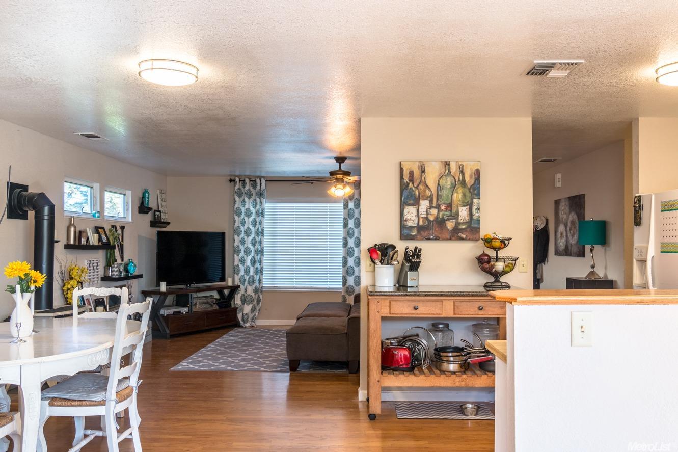 1424 Jennifer St, Ripon, CA 95366 photo 11