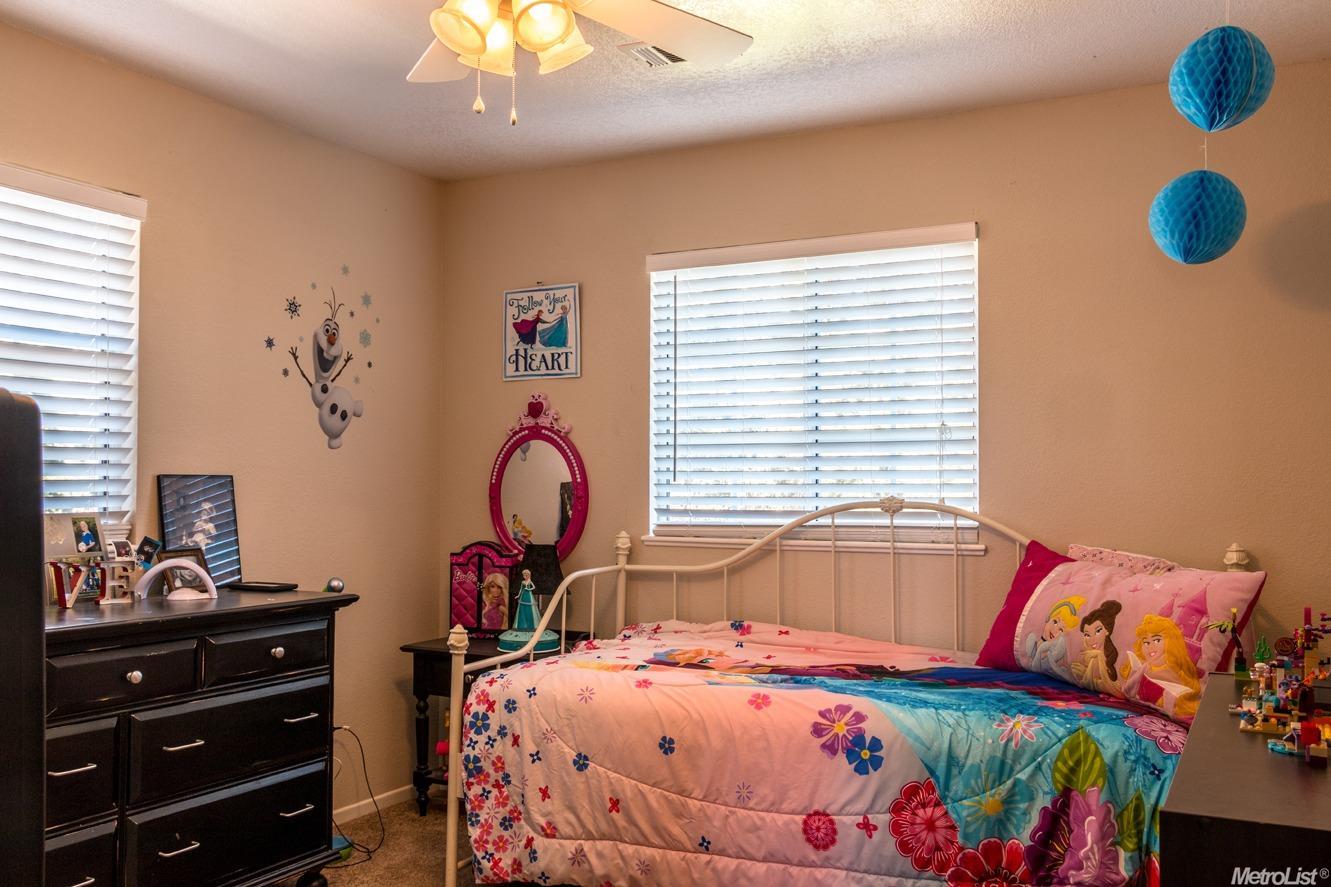1424 Jennifer St, Ripon, CA 95366 photo 16