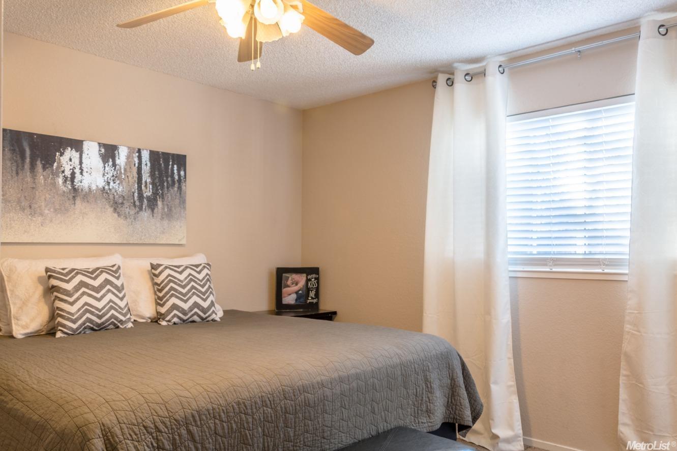 1424 Jennifer St, Ripon, CA 95366 photo 13