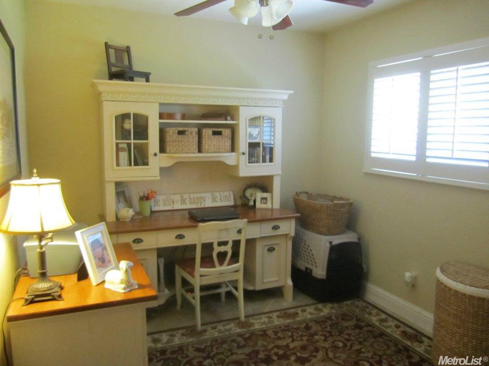 3205 Nottingham Ln, Modesto, CA 95350 photo 11
