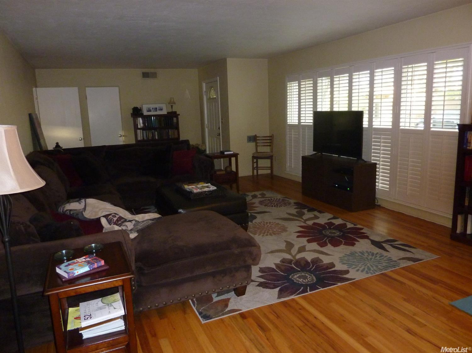 3205 Nottingham Ln, Modesto, CA 95350 photo 3