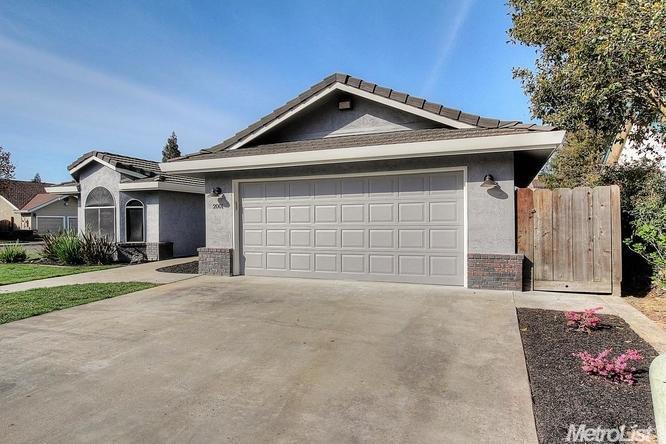 2001 N Johnson, Turlock, CA 95382 photo 3