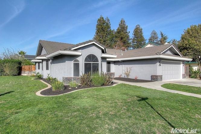 2001 N Johnson, Turlock, CA 95382 photo 2