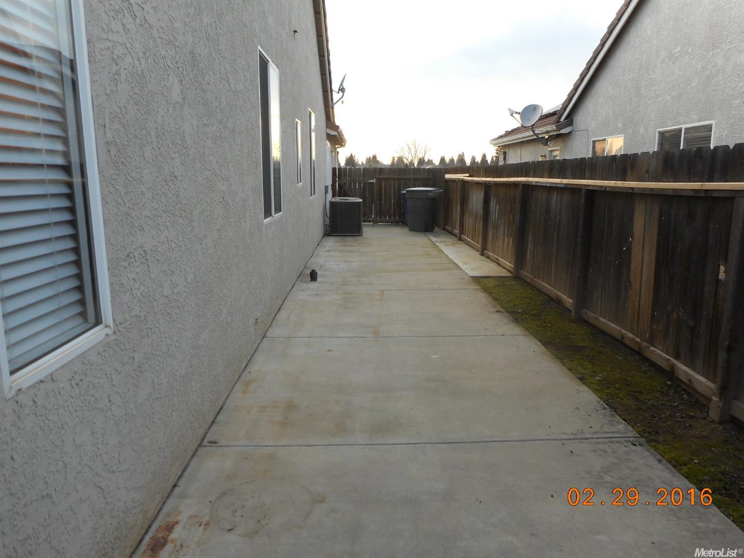 3514 St Andrews Dr, Merced, CA 95340 photo 6